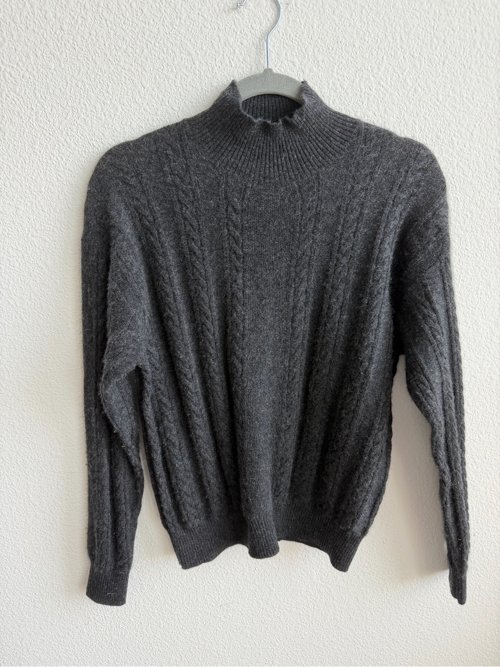 Madam 100% Cashmerr Cable Knit Sweater Gray XS